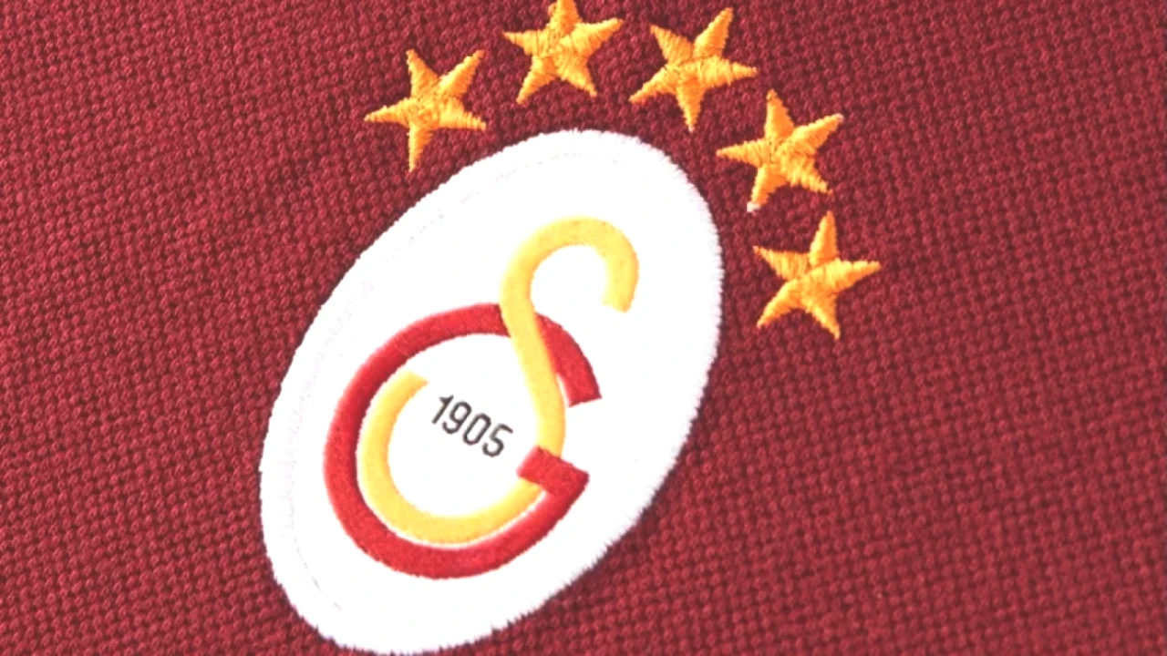 Galatasaray'da Şok Transfer! Okan Buruk'un Hedefi Olan Dünya Yıldızı İstanbul'a Adım Atıyor!