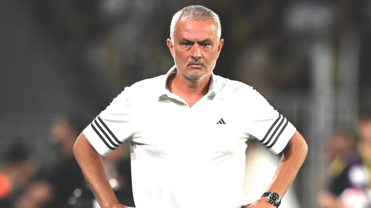 Mourinho'dan Fenerbahçe Yönetimine Şok Eleştiriler! 'Neden Alınmadı?'