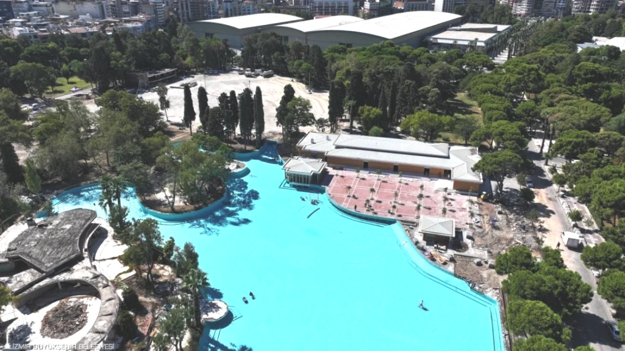 İzmir'in Tarihi Göl Gazinosu Yeniden Hayat Buluyor! Mutfak Müzesi ve Sosyal Tesis Detaylarıyla Açılıyor!