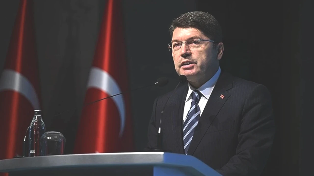 Bakan Tunç'tan CHP İstanbul İl Kongresi Üzerine Çarpıcı Açıklama: Nihai Karar Değil!