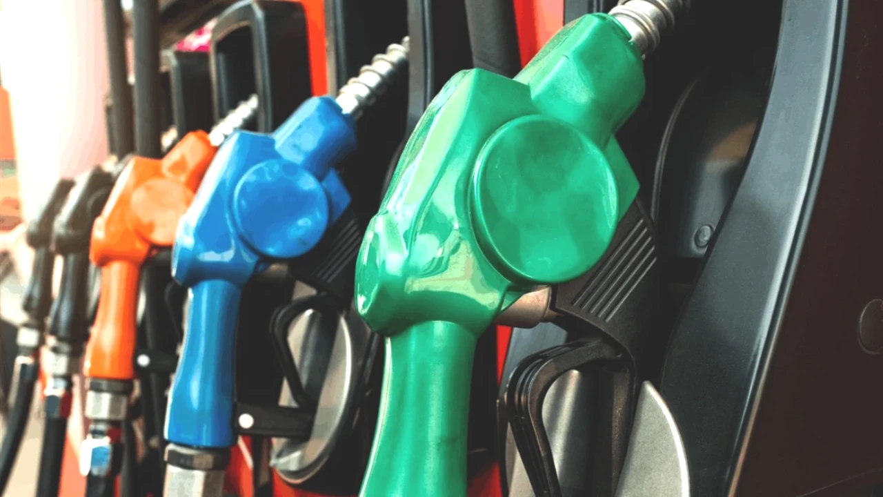 Sürücüler İçin Önemli Duyuru! 3 Eylül 2025 Benzin, Motorin ve LPG Fiyatları Güncellendi!
