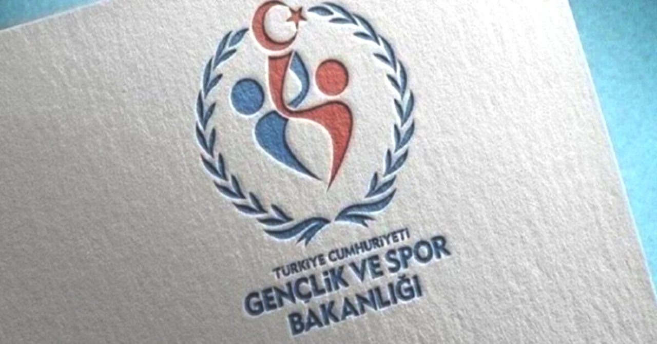 Gençlik ve Spor Bakanlığı'ndan Dev İstihdam Fırsatı: 450 Yurt Yönetim Personeli Alınıyor!