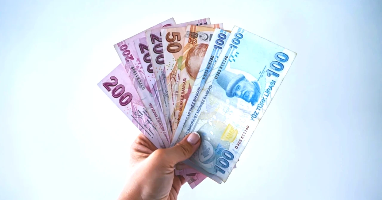 Evde Bakım Maaşları Yatmaya Başladı! Aile ve Sosyal Hizmetler'den Beklenen Açıklama