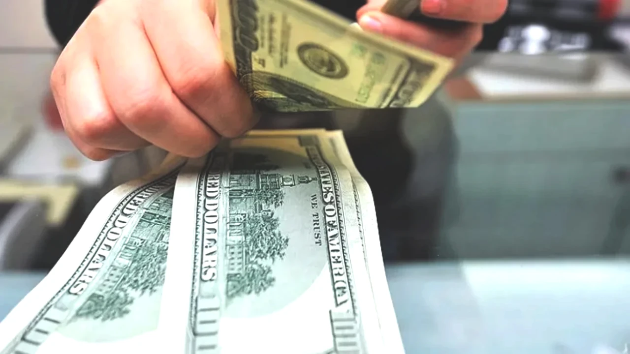 Dolar Kuru Bugün Ne Kadar? 12 Eylül 2025 Güncel Döviz Fiyatları Burada!