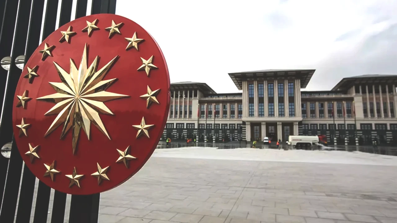 Cumhurbaşkanı Başdanışmanı Vefat Etti: Mesai Arkadaşından Acı Haber!